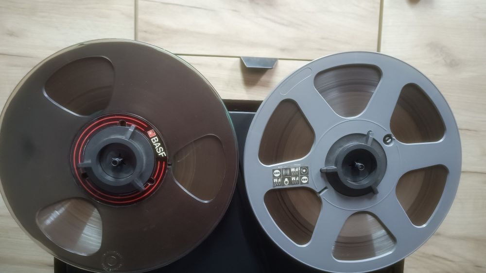 BASF 2 role 26 cm pt nab magnetofon cu banda basf
