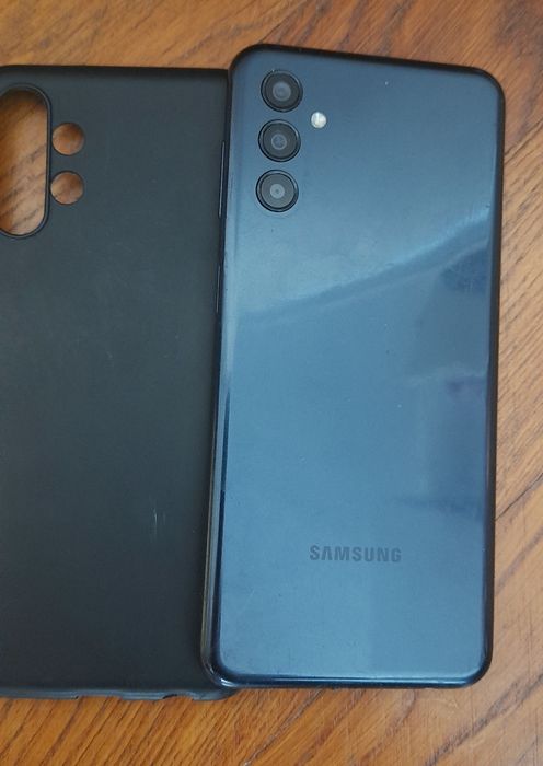 Vand telefon Samsung M13