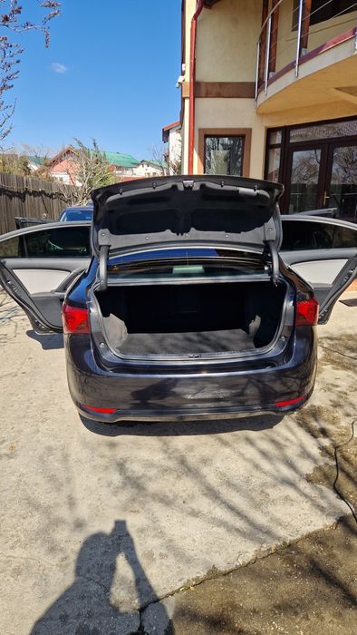 Toyota Avensis  vânzare