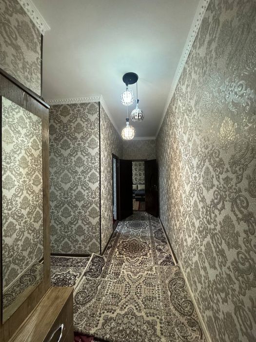 Квартира сотилади. 2 хона 83 кв.