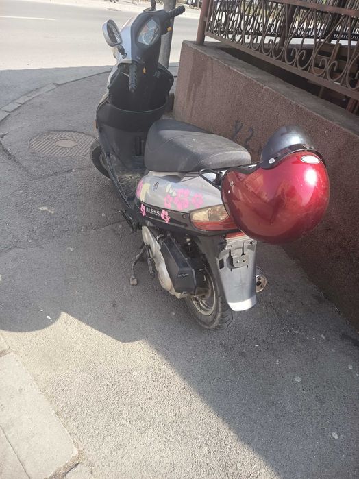 Scuter Rex nu dețin acte