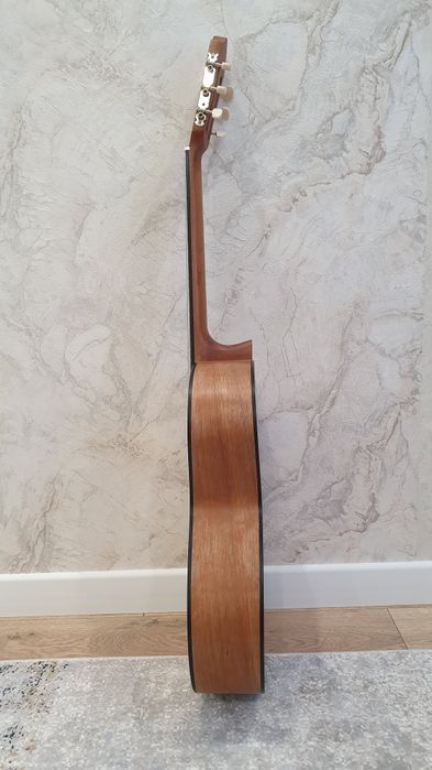 Гитара классическая