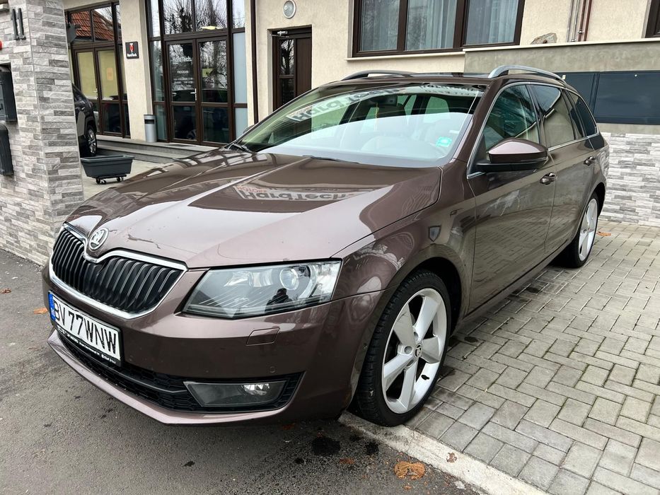 Skoda Octavia DSG, 150CP, Alcantara, Canton, Pano, Wireless Carplay, Parcare Automat