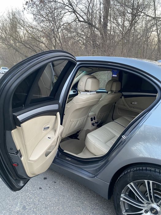 Vând BMW Seria 5 xDrive 197 cai