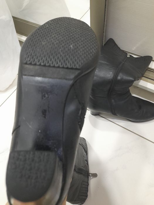 Продам зимние сапоги