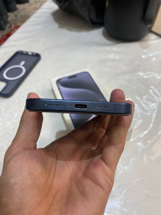 iPhone 15 pro max 256gb blue srochno prodam