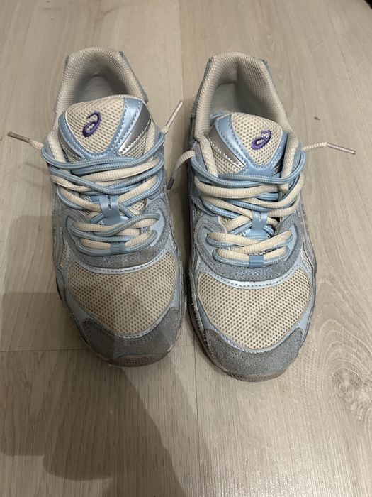 Asics gel nyc 40