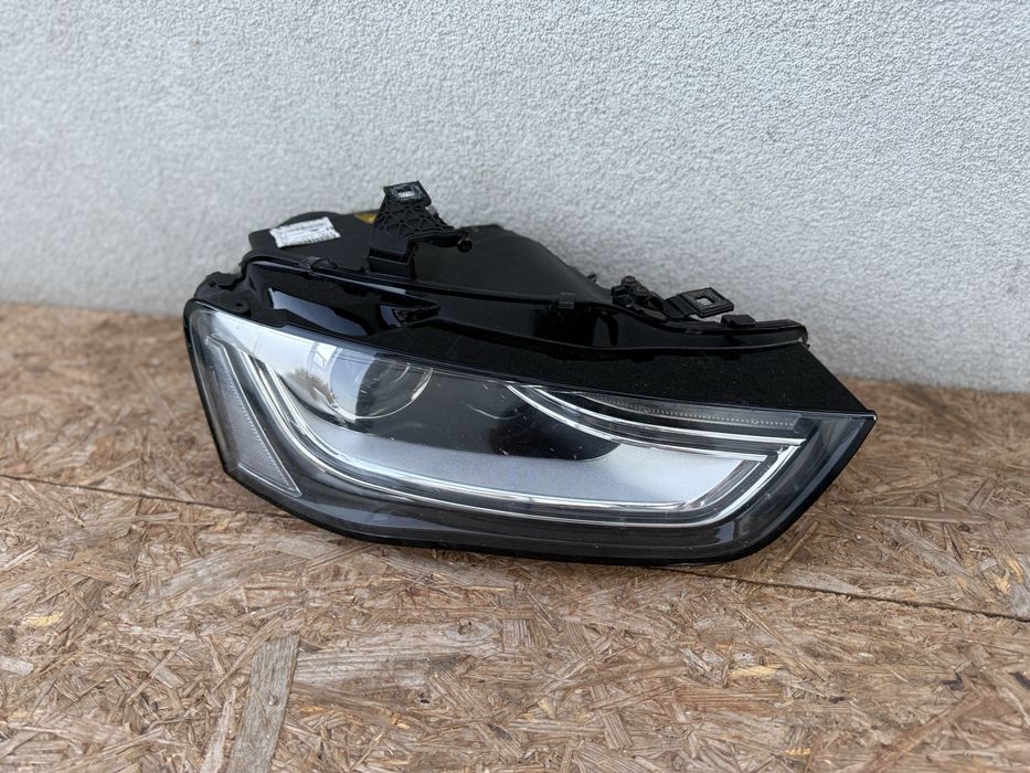 Far dreapta Audi A4 B8 8K B8.5 Facelift Xenon + LED Original Europa