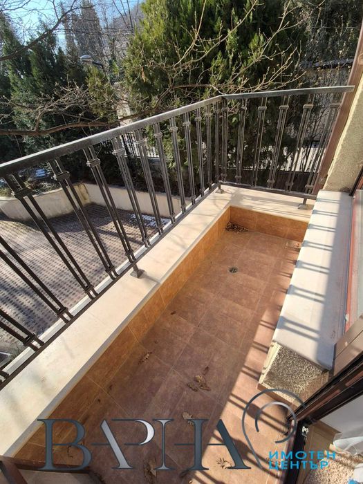 Дава се под наем Двустаен апартамент в к.к. Св.Св. Константин и Елена - 60 кв.м за 548.25 € - Снимка #14