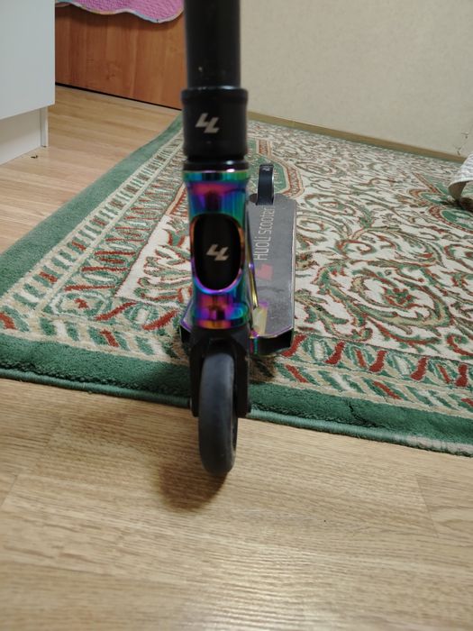 Трюкавой самакат парк