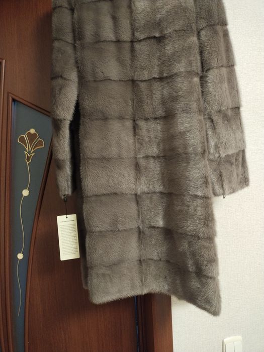 Продам норковую шубу