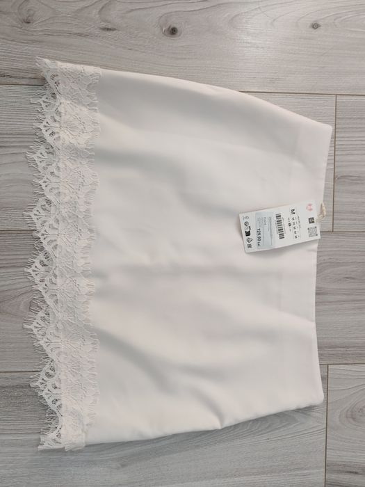 Fusta Zara  din satin