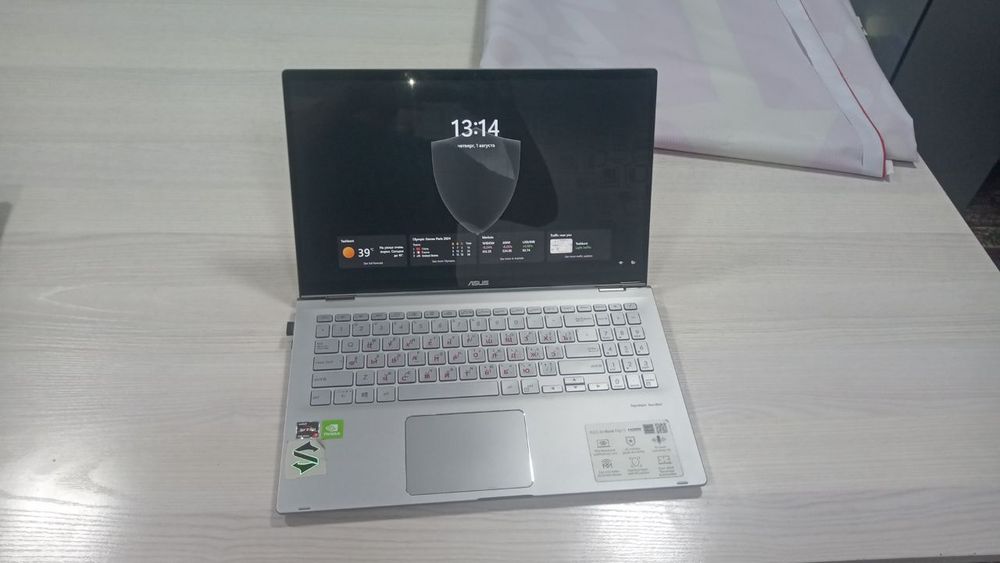 Notebook ASUS rayzn AMD Nvida