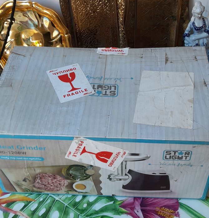 Ел. машинка за месо