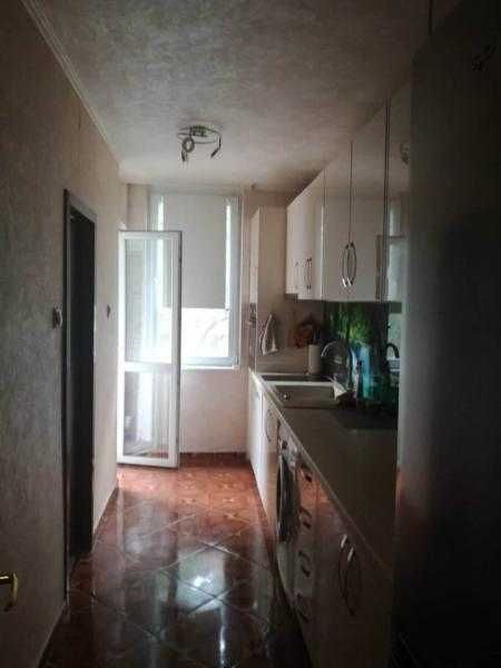 Тристаен апартамент в Центъра! След основен ремонт!