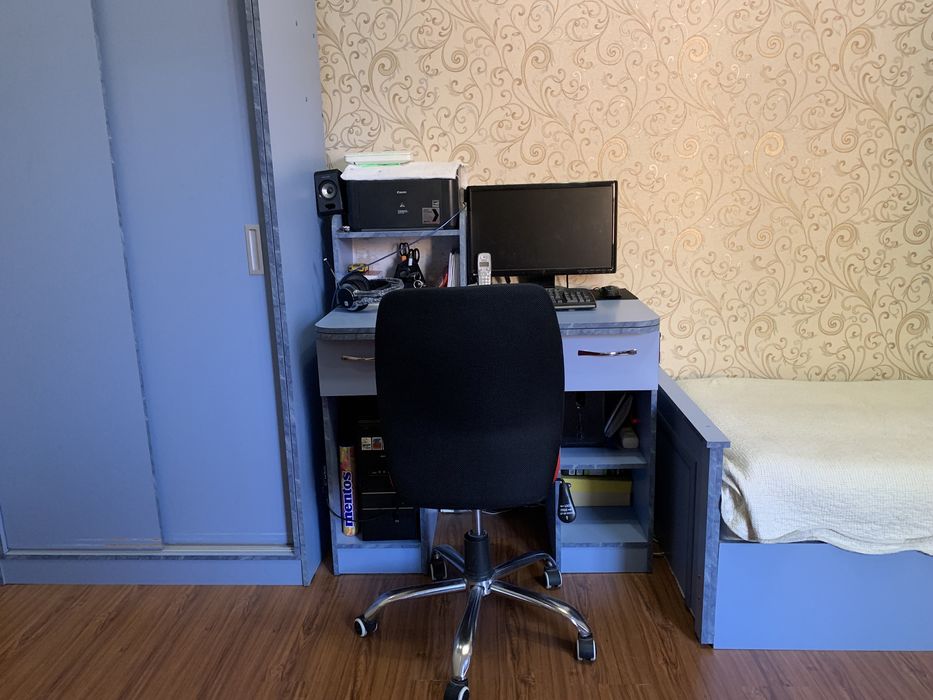 Детская мебель: шкаф, кровать,стол Bolalar mebeli: shkaf, krovat,stol