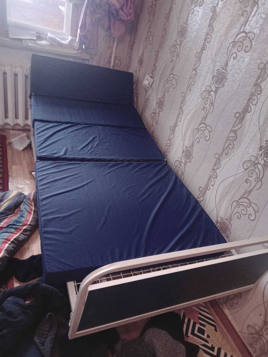 Продаю кровать б.у