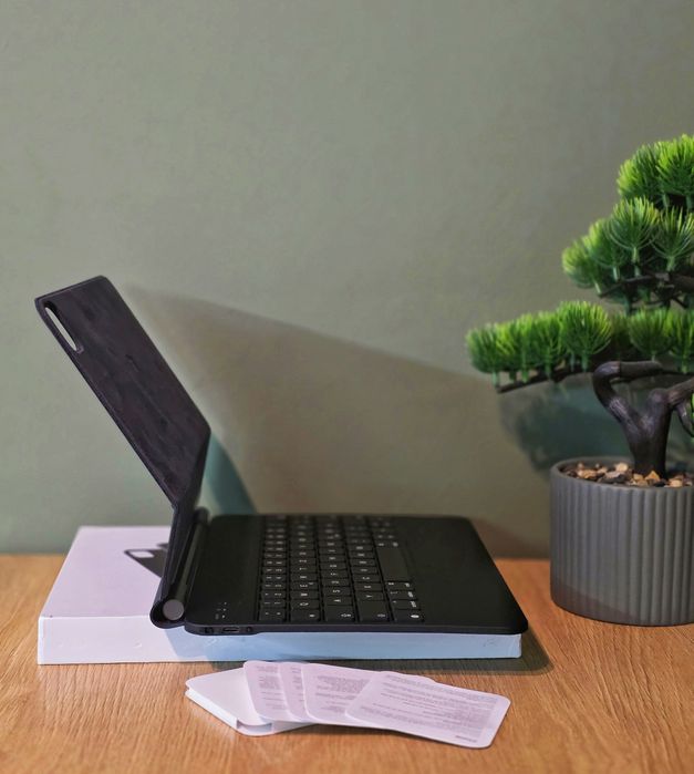 Безжична клавиатура за Ipad.