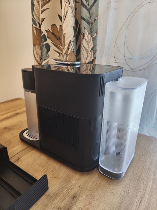 Nespresso Gran Lattissima Negru + pahar nespresso