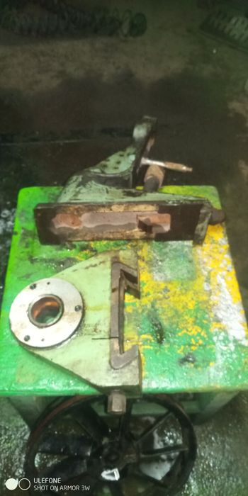 Станок фрезерный серьга