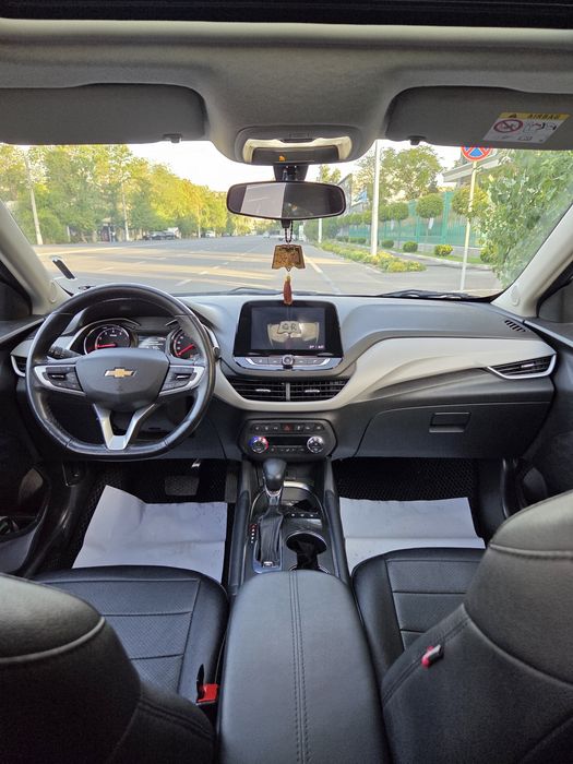 Chevrolet Onix premier plus