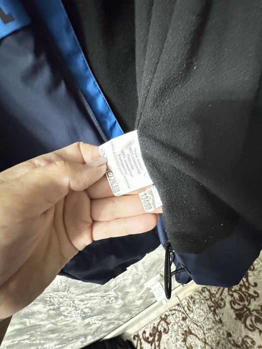 Продам куртку для мальчика