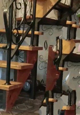 Продам лестницу железо и дерево