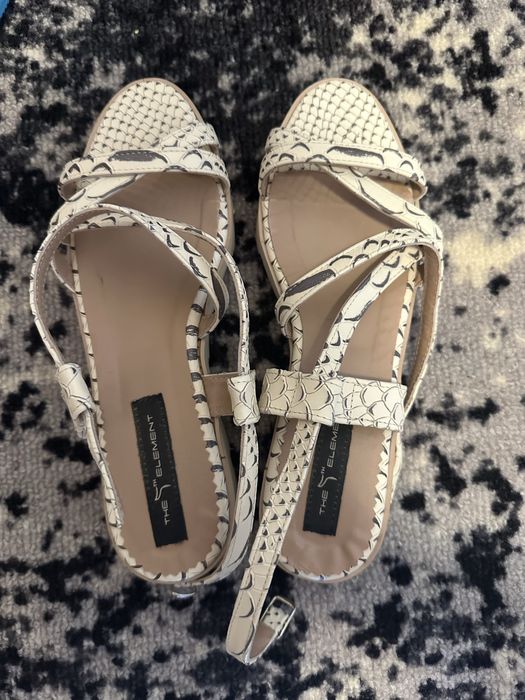 Sandale the 5th element