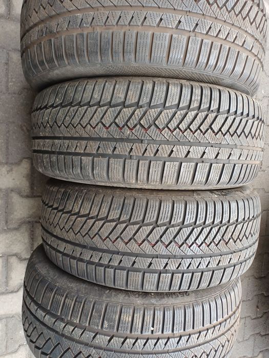 Гуми 255/45/20 Континентал