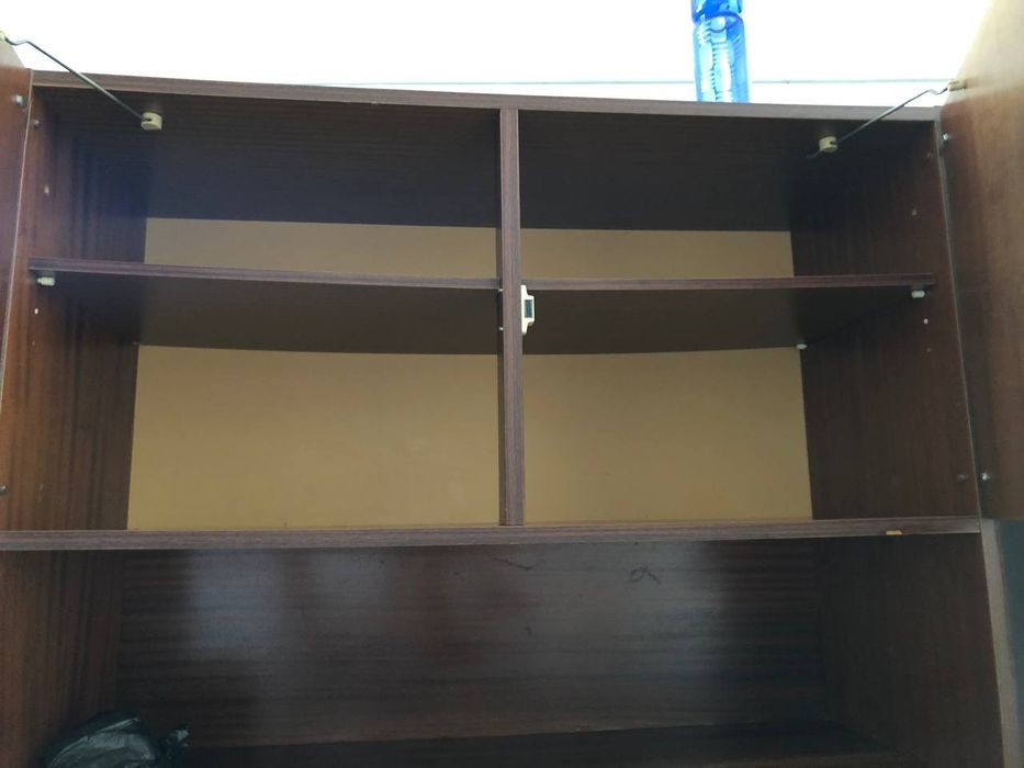 Modulli shkaf (garnitur) sotiladi!