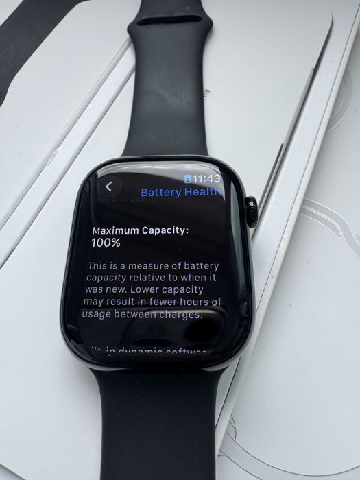 Apple Watch Series 10 (46mm) Jet Black GPS – Пълен комплект, Батерия 100%
