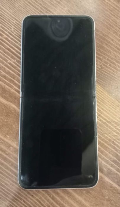 Самсунг Z flip 6