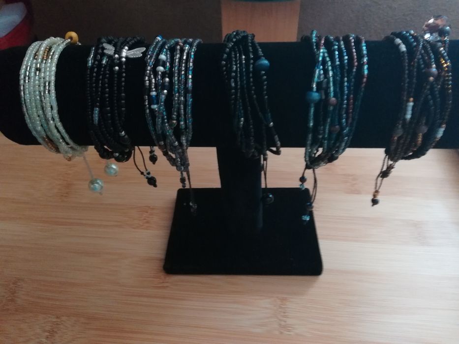 Гривни от мъниста 2мм