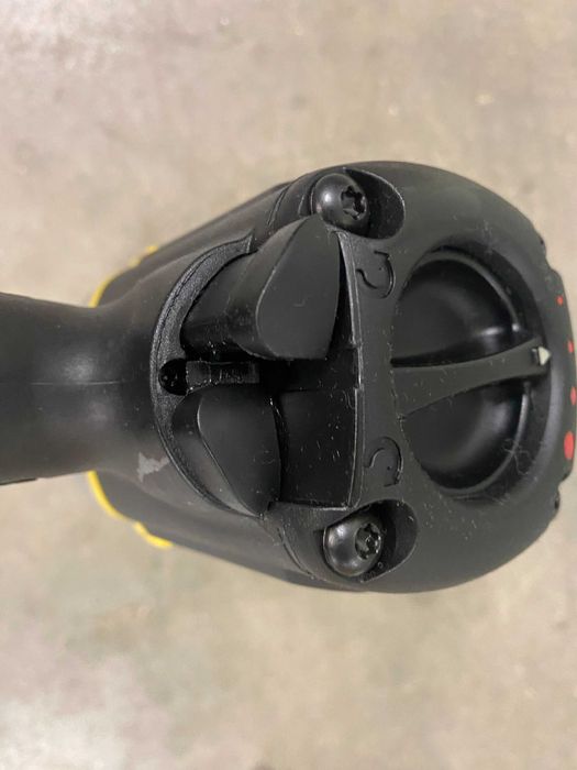 344101	Гайковерт Пневматичен ударен 1/2 1054Nm TMP26