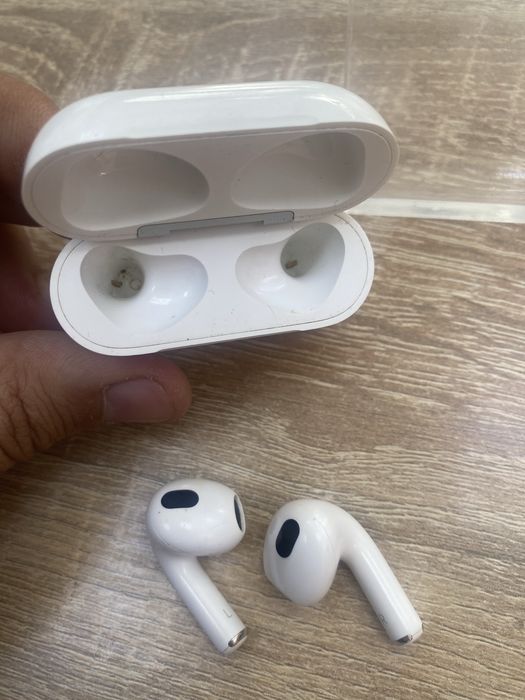Airpods 3  (A4)