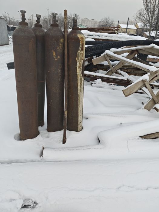 Продам баллоны .