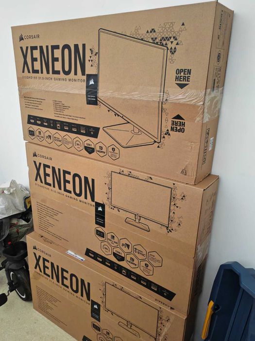 Monitor LED Corsair XENEON 31.5 inch 165Hz HDR G-Sync & FreeSync 2k