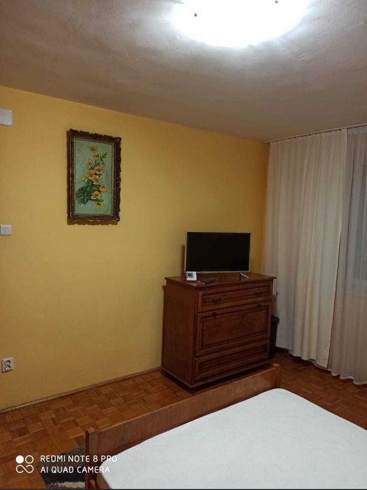 Închiriez o cameră în apartament cu 2 camere decomandate – Cedonia