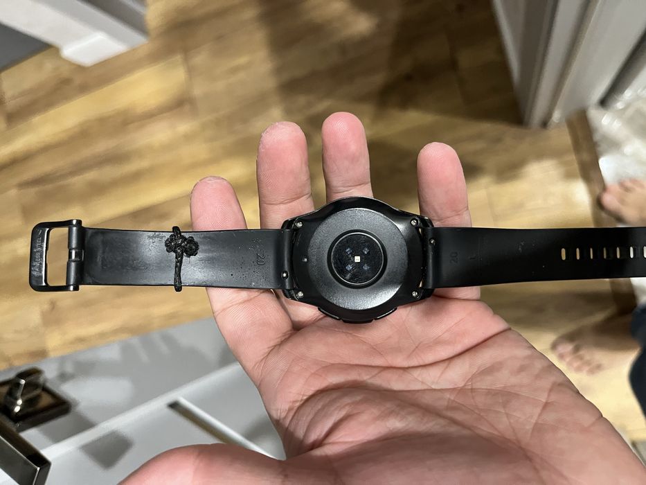 Продам часы samsung wach