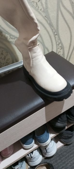 Продам сапоги весна -осень.