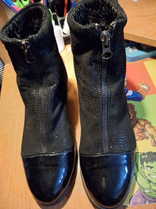 Продам батинки женские