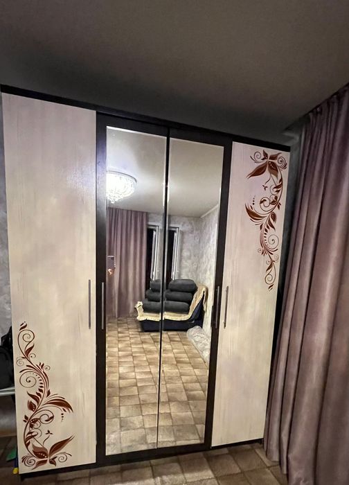 Продам шифонер б/у