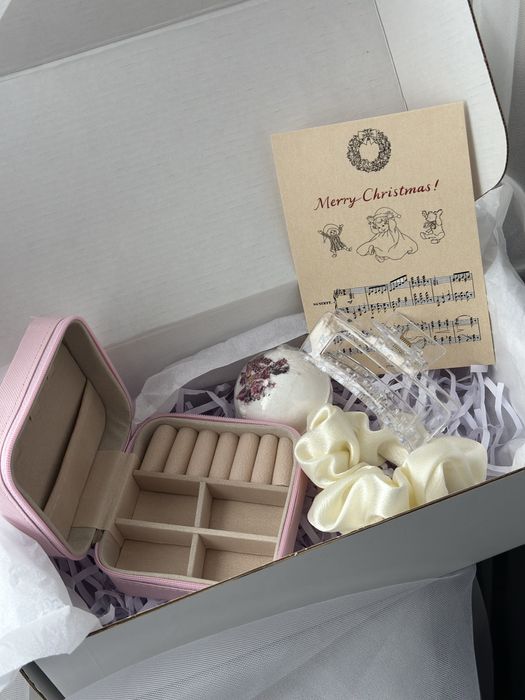 Продам подарочные боксы