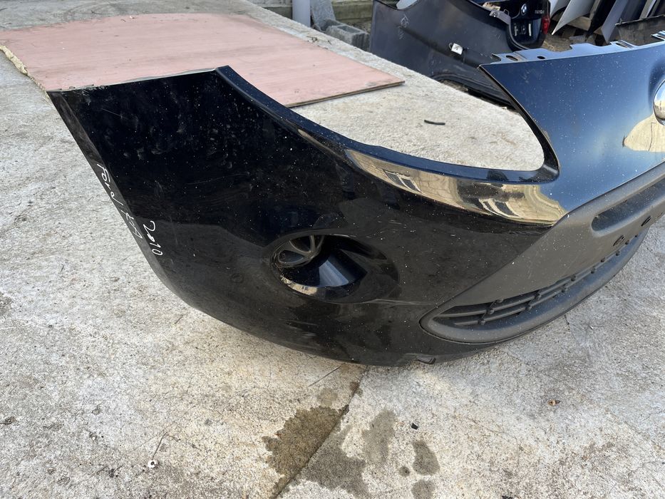 Bara fata Ford Ka 2010