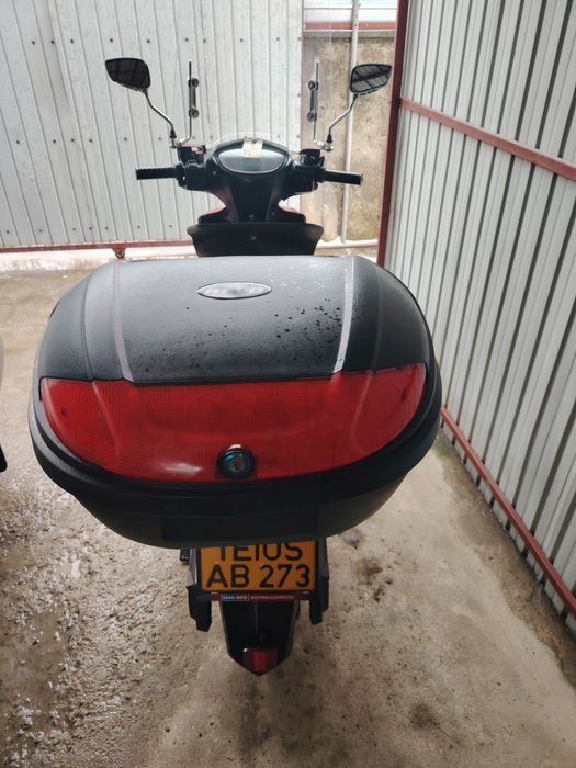 Vând scuter electric