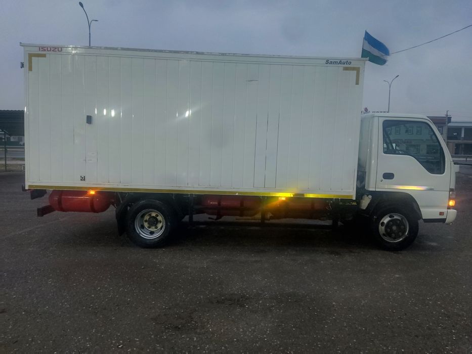 2020 yiI  ISUZU NQR 71 sotiladi