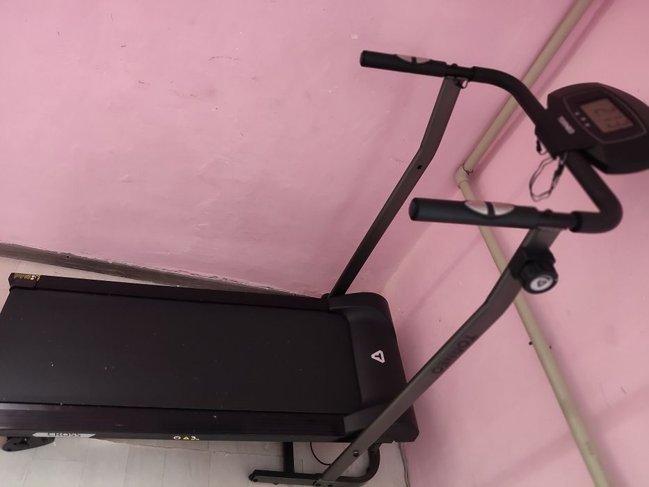 Продам беговую дорожку