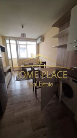 ДВУСТАЕН апартамент под наем - Център