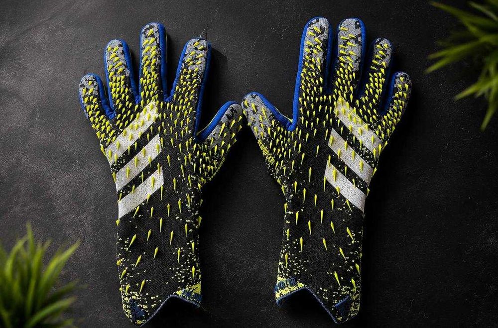 Продается перчатки Adidas Predator Pro URG 2.0 | Оригинал