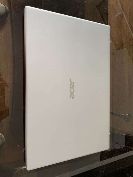 Acer Apire 3 core i5